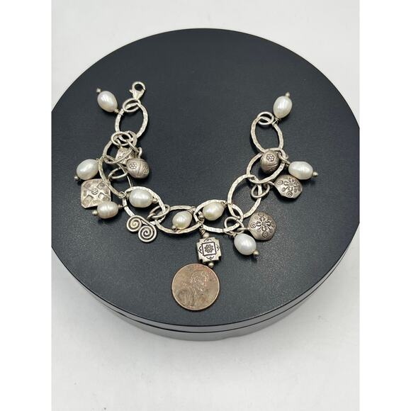 Artisan Sterling Silver White Freshwater Pearl Ladybug Link Charm Bracelet - Picture 10 of 13